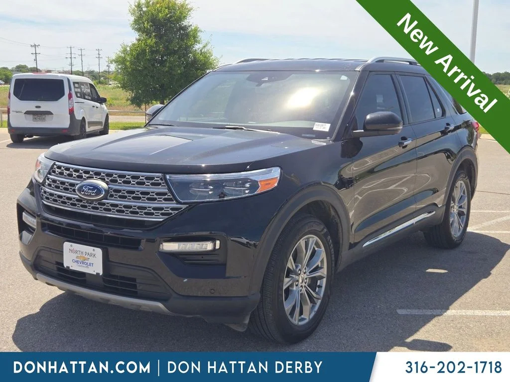 Used 2022 Black Ford Limited image 2