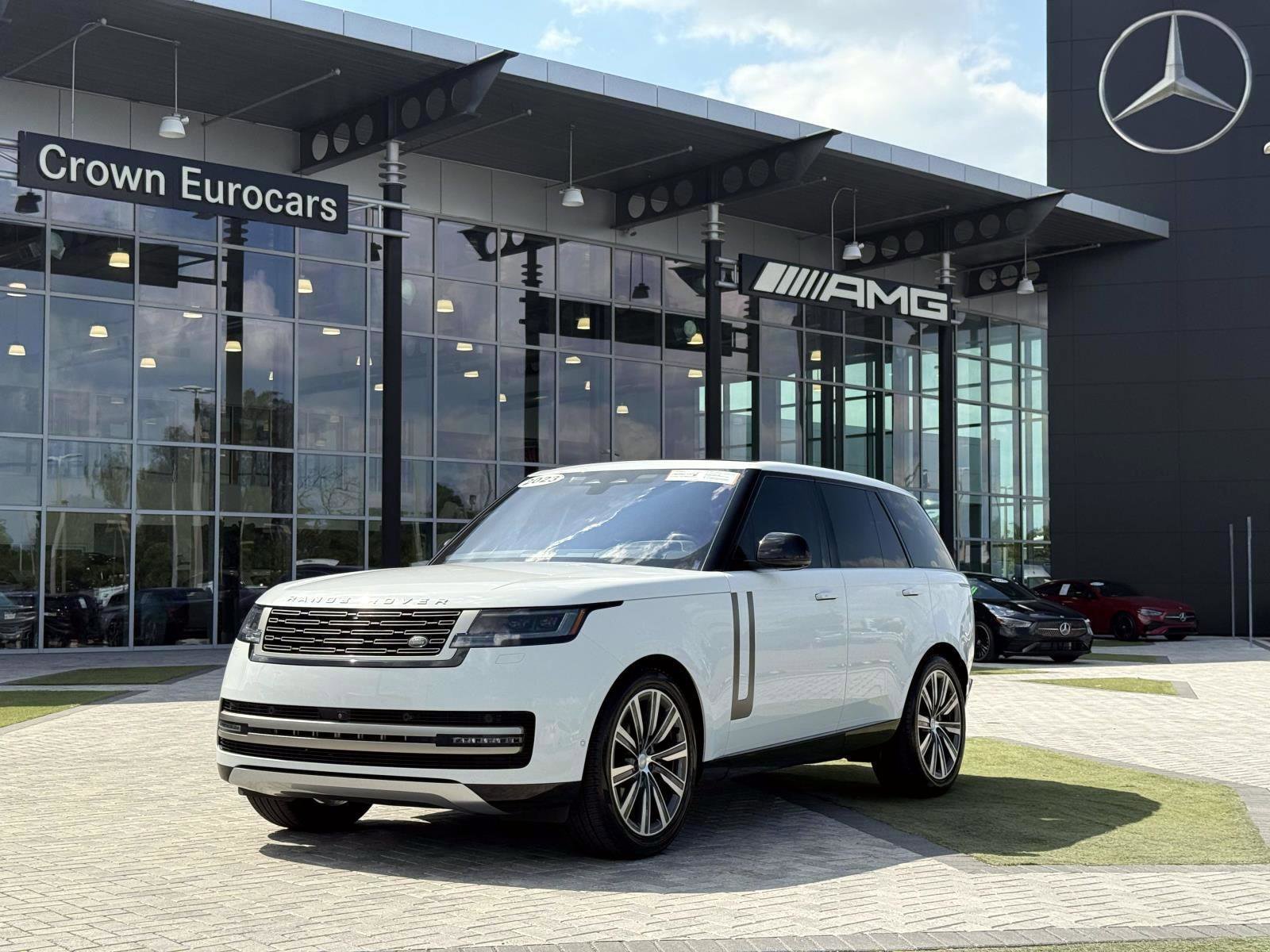 2023 Land Rover Range Rover 3.0 SE SWB's photo