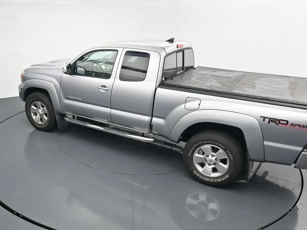 Used 2015 Silver Toyota Base image 24