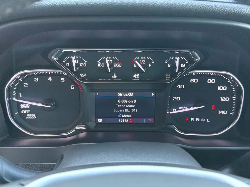 Used 2019 Red GMC SLT image 26