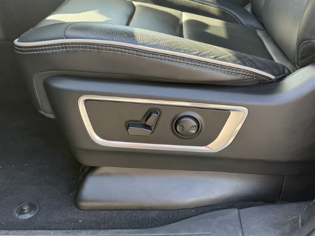 Used 2026 White Ram Laramie image 29