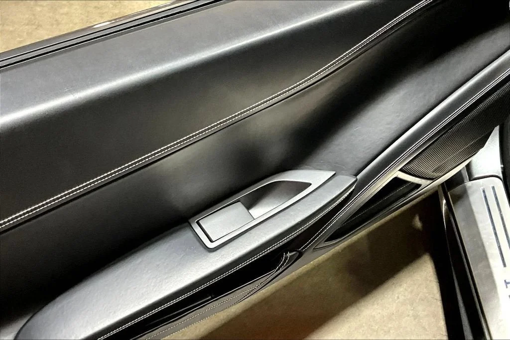 Used 2015 Grigio Silverstone Ferrari  image 30