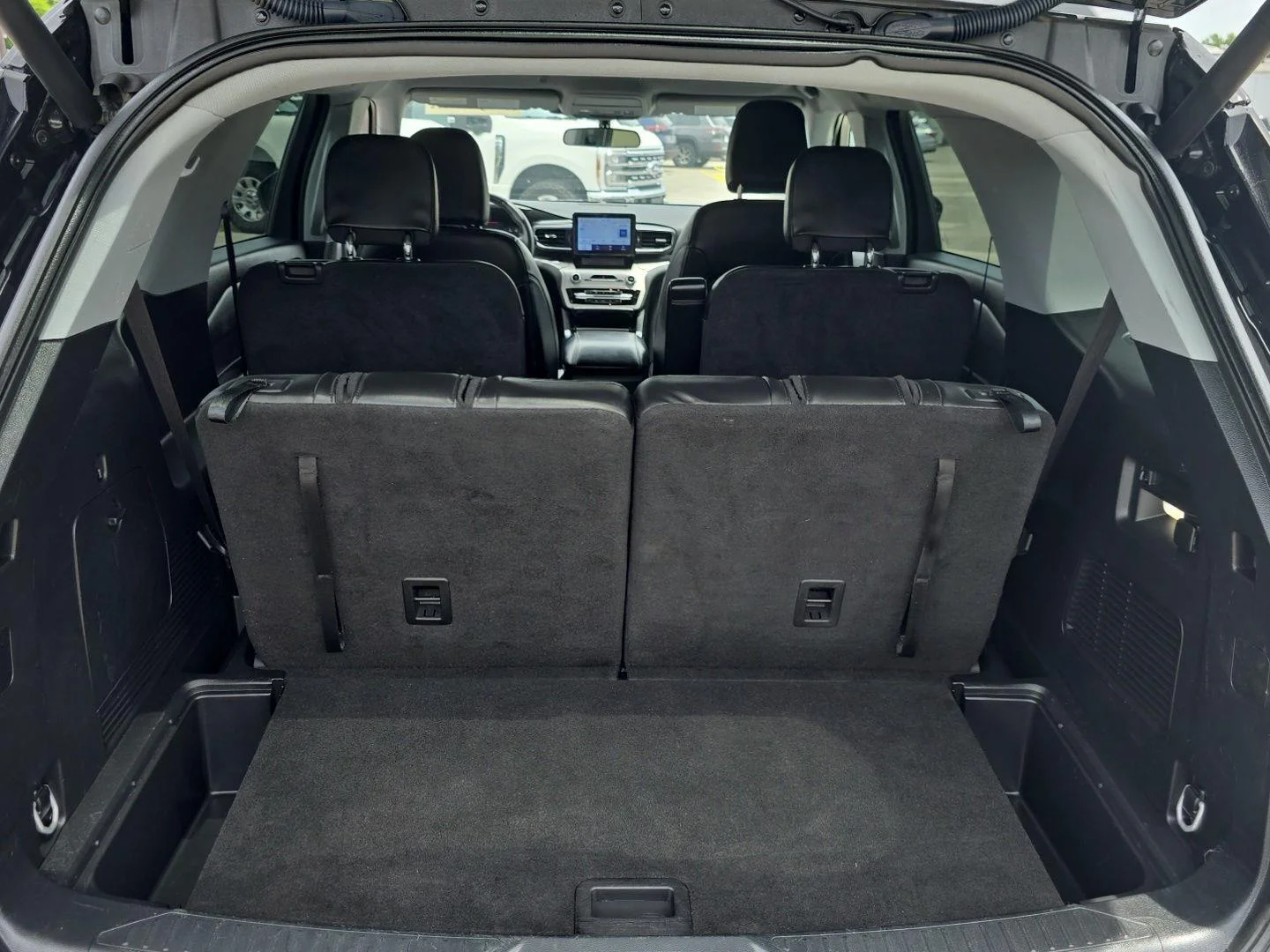 Used 2023 Agate Black Ford XLT image 6