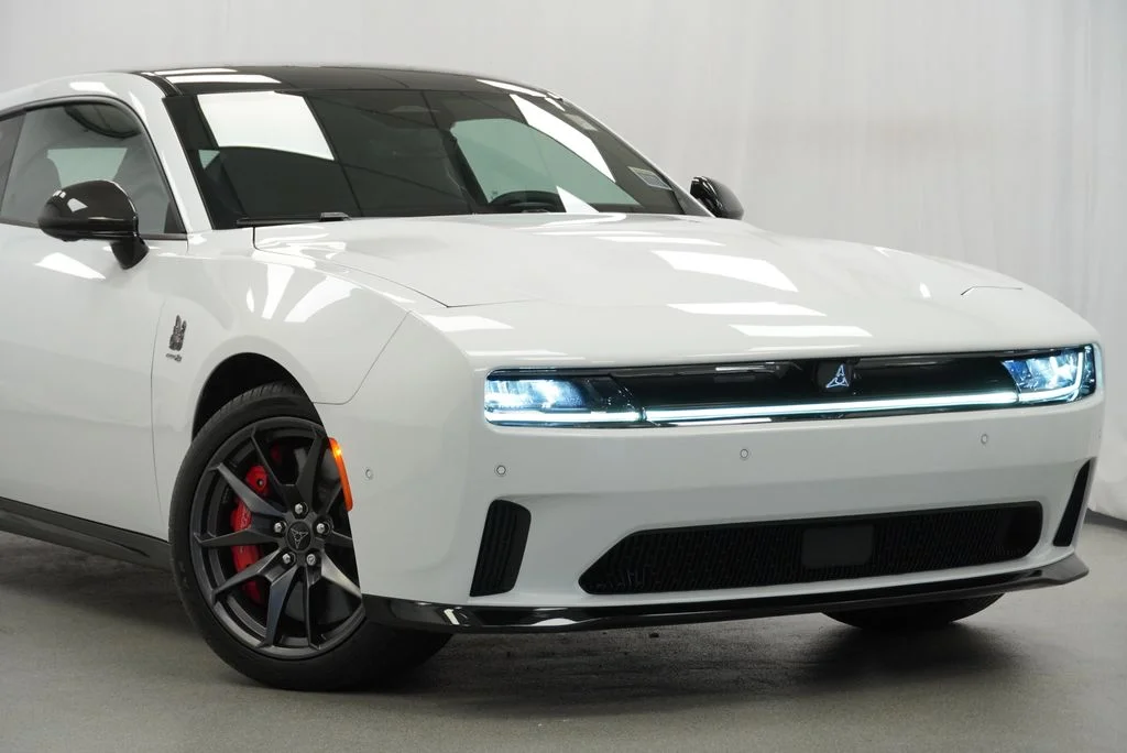 Used 2024 White Dodge R/T Scat Pack Track Pack image 3