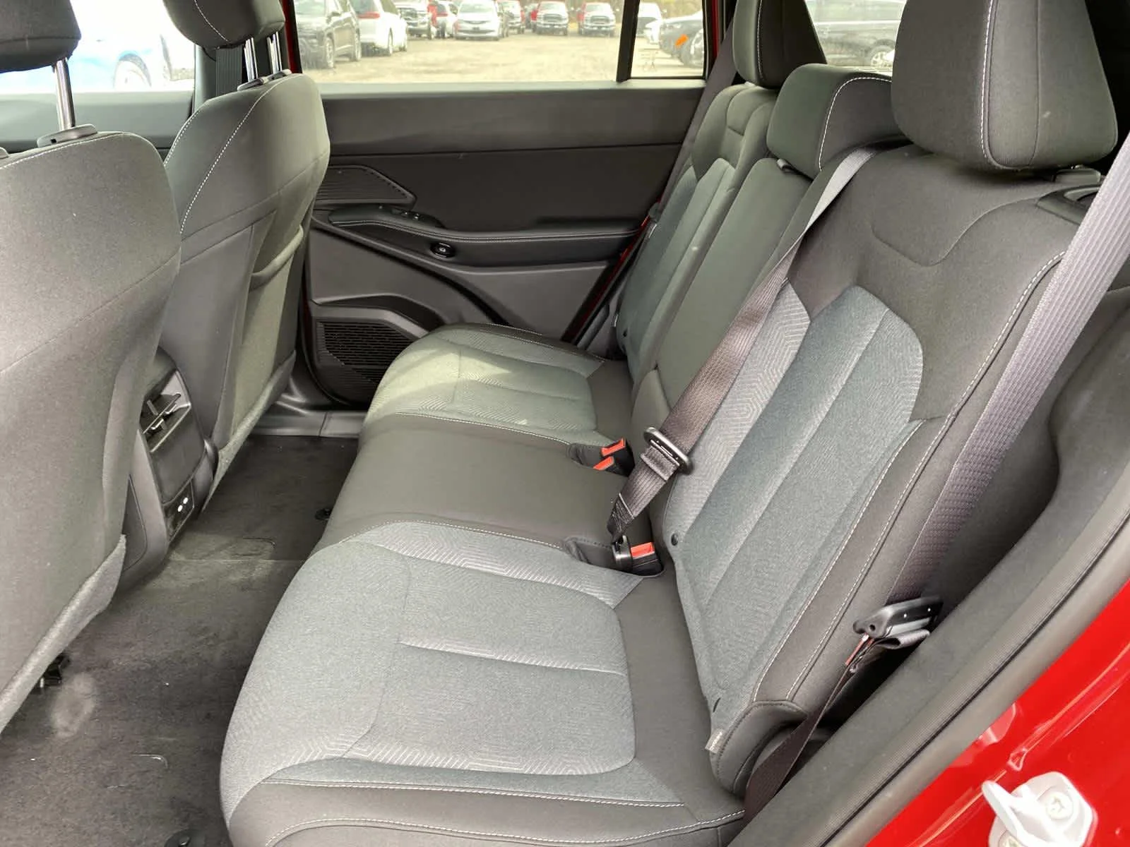 New 2026 Red Hot Pearl-Coat Exterior Paint Jeep Laredo image 7