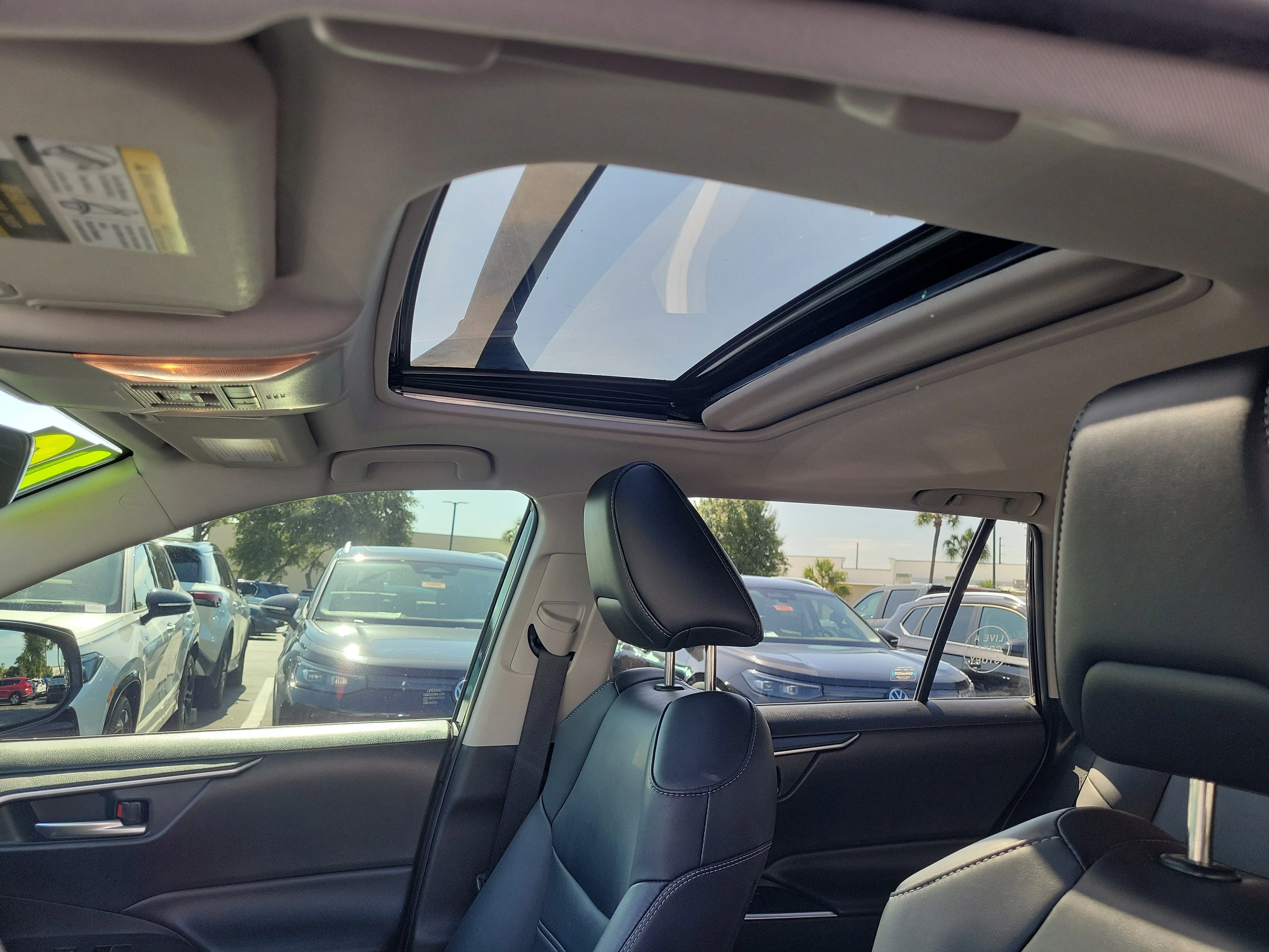 Used 2019 Blueprint Toyota XLE Premium image 16