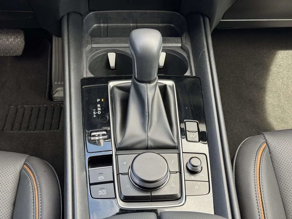 Certified Used 2025 Pearl Mazda Premium image 21