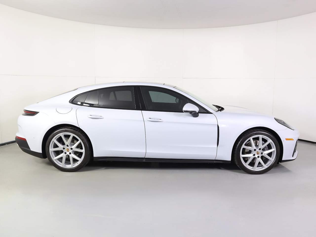 Used 2025 White Porsche 4 image 8