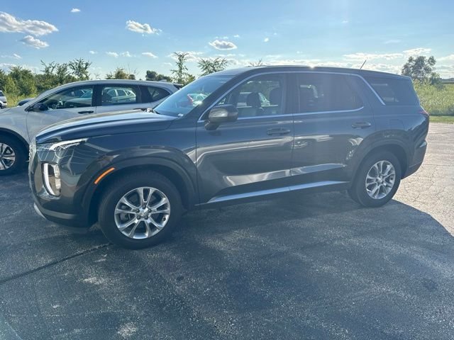 Used 2020 Steel Graphite Hyundai SE image 2