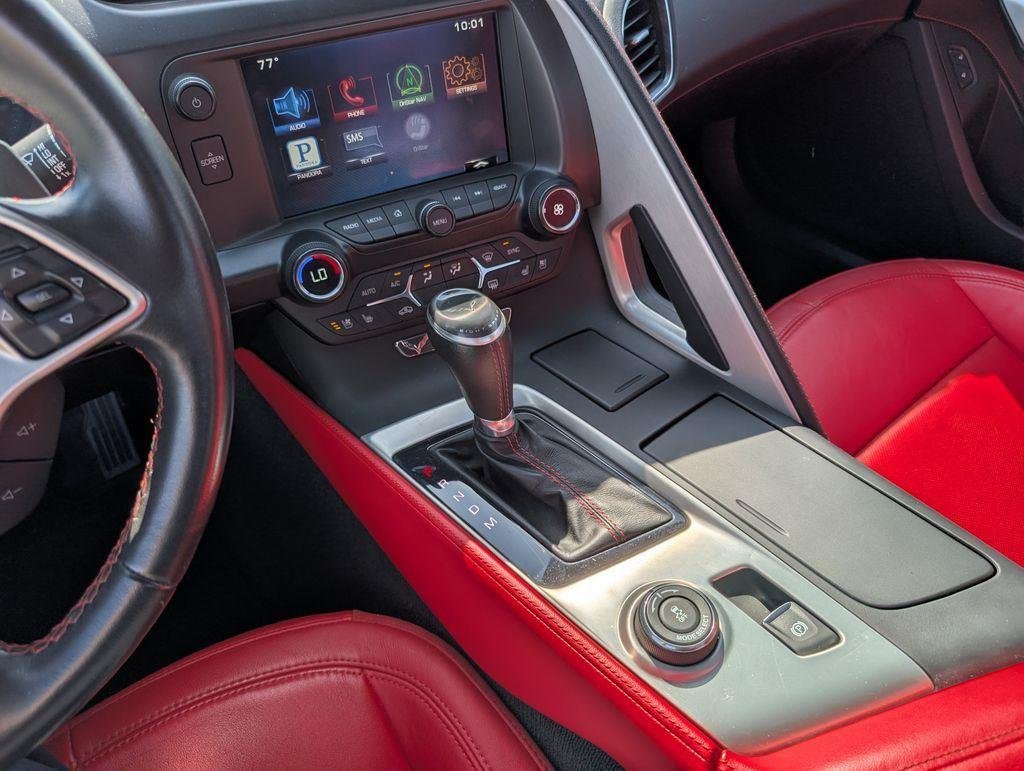 Used 2015 Arctic White Chevrolet Stingray image 18
