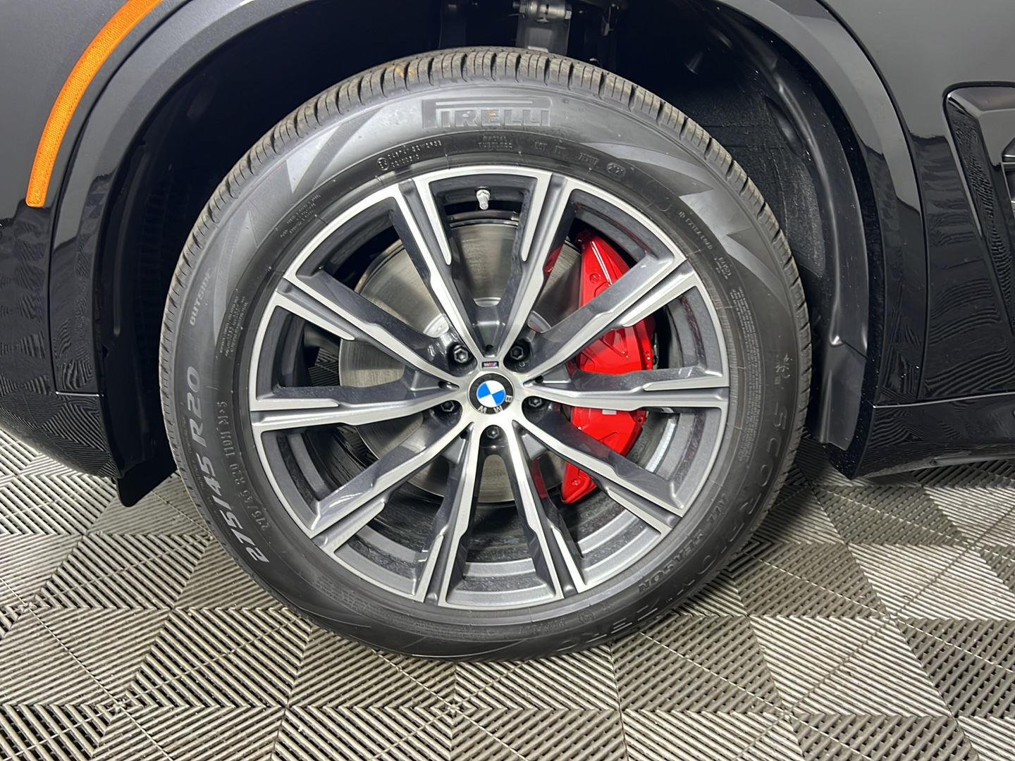 New 2026 Black Sapphire Metallic BMW xDrive40i image 19