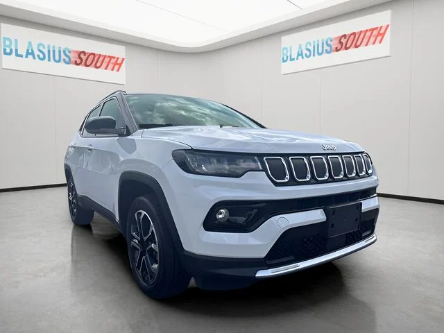 2022 Jeep Compass Limited 4X4's photo