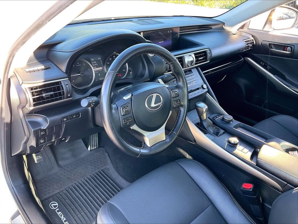Used 2019 Eminent White Pearl Lexus 300 image 8