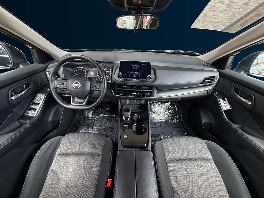 Used 2025 Black Nissan SV image 12