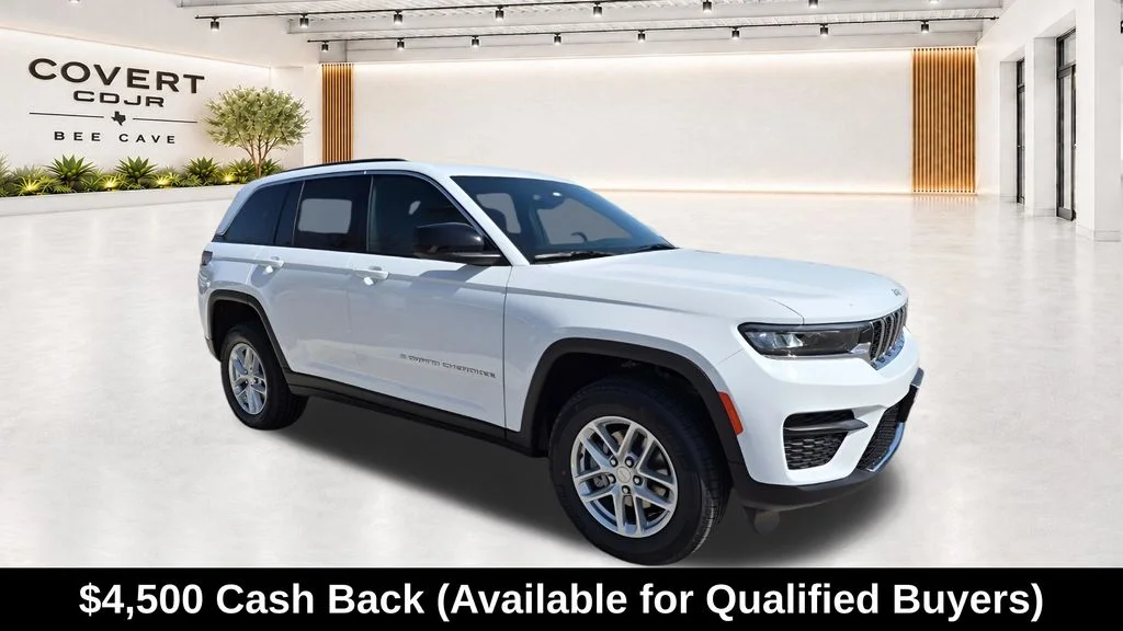 New 2026 Bright White Clear-Coat Exterior Paint Jeep Laredo X image 1