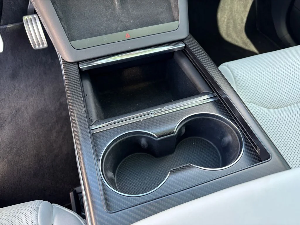 Used 2022 White Tesla Plaid image 31