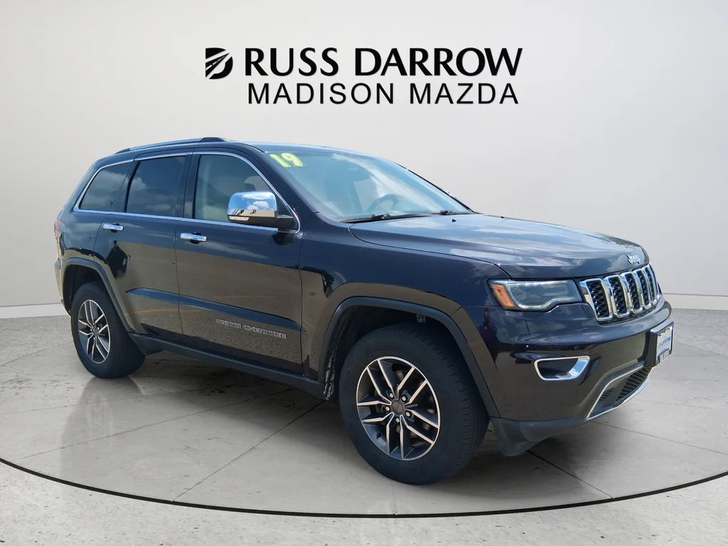 Used 2019 Red Jeep Limited image 7