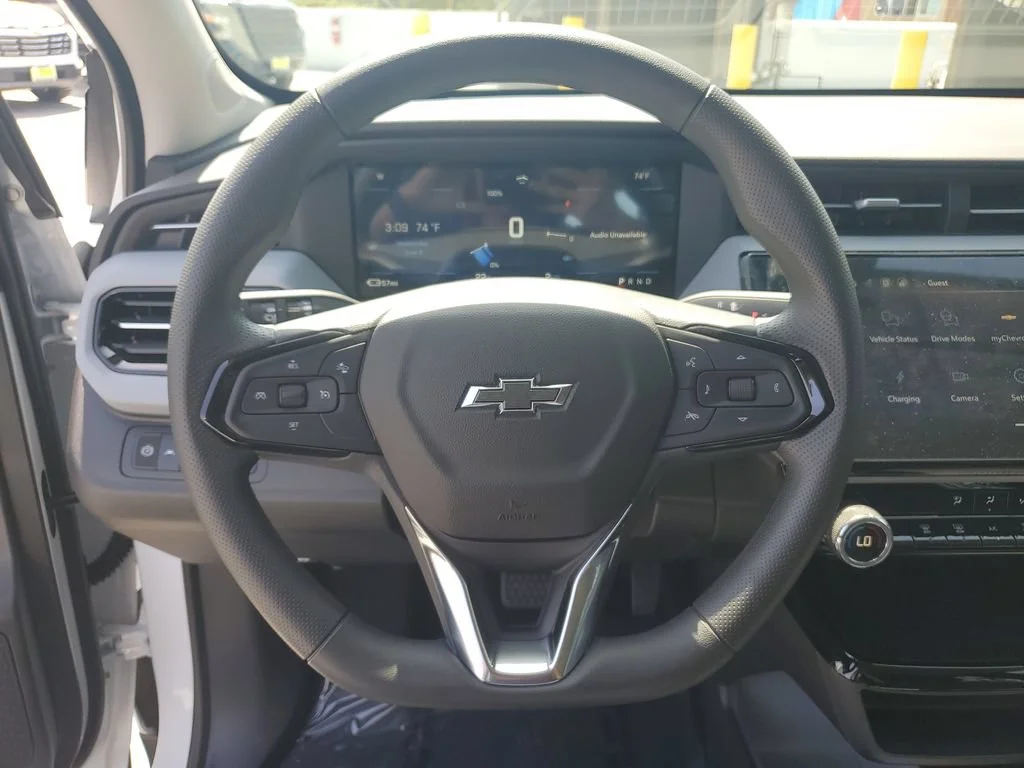 2027 Chevrolet Bolt LT - Photo 26