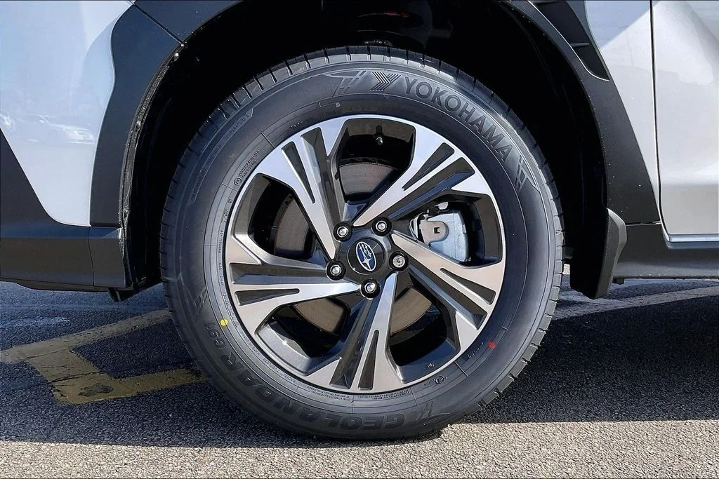 New 2026 CRYSTAL WHITE PEARL Subaru Premium image 15