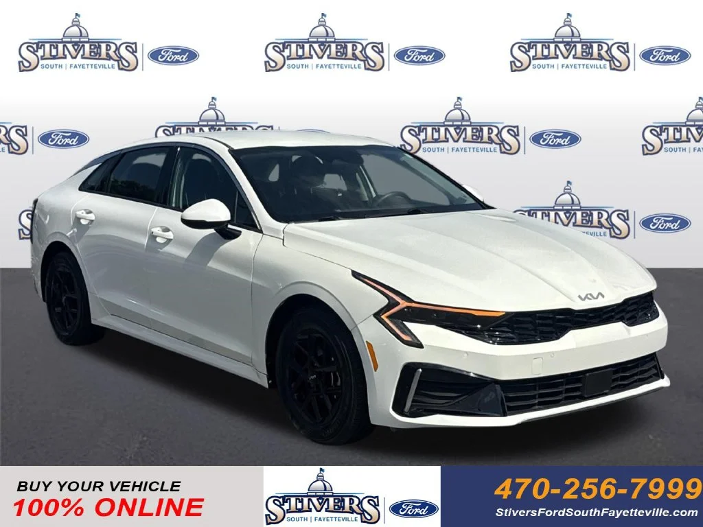 Used 2026 White Kia LXS image 1