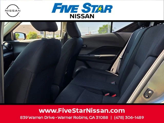 Used 2025 Gray Nissan S image 6