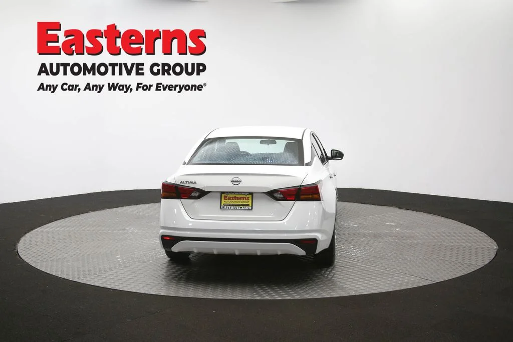 Used 2024 White Nissan 2.5 S image 36