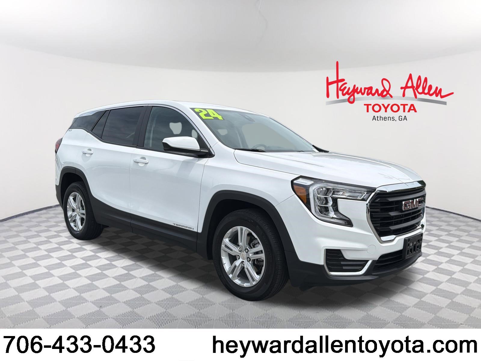 2024 GMC Terrain SLE FWD's photo
