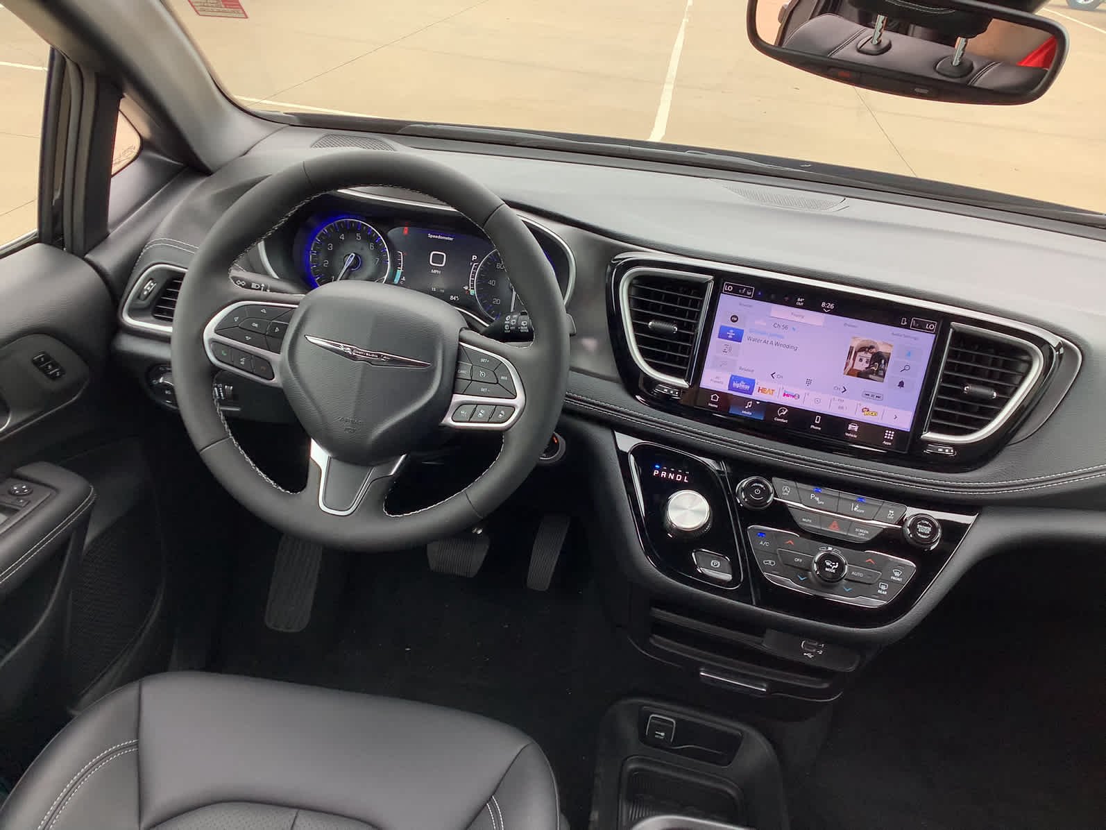 2026 Chrysler Pacifica Select - Photo 17
