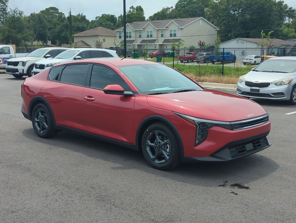 New 2026 Currant Red Kia LXS image 9