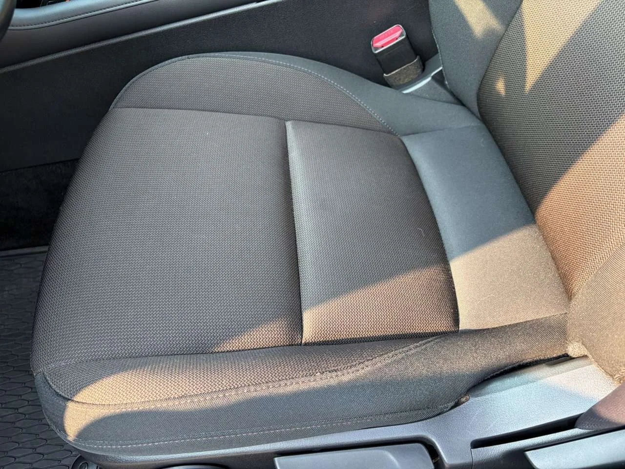 Used 2019 Deep Crystal Blue Mica Mazda GS image 21