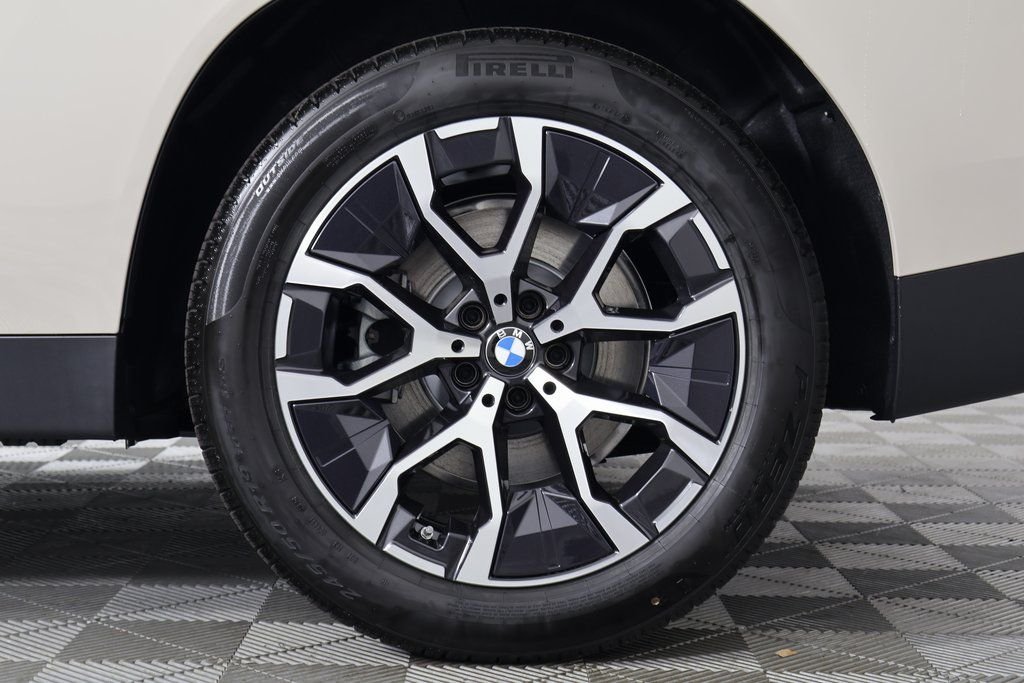 New 2026 Dune Grey Metallic BMW 30 xDrive image 10