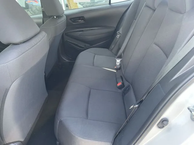 2025 Toyota Corolla LE - Photo 29