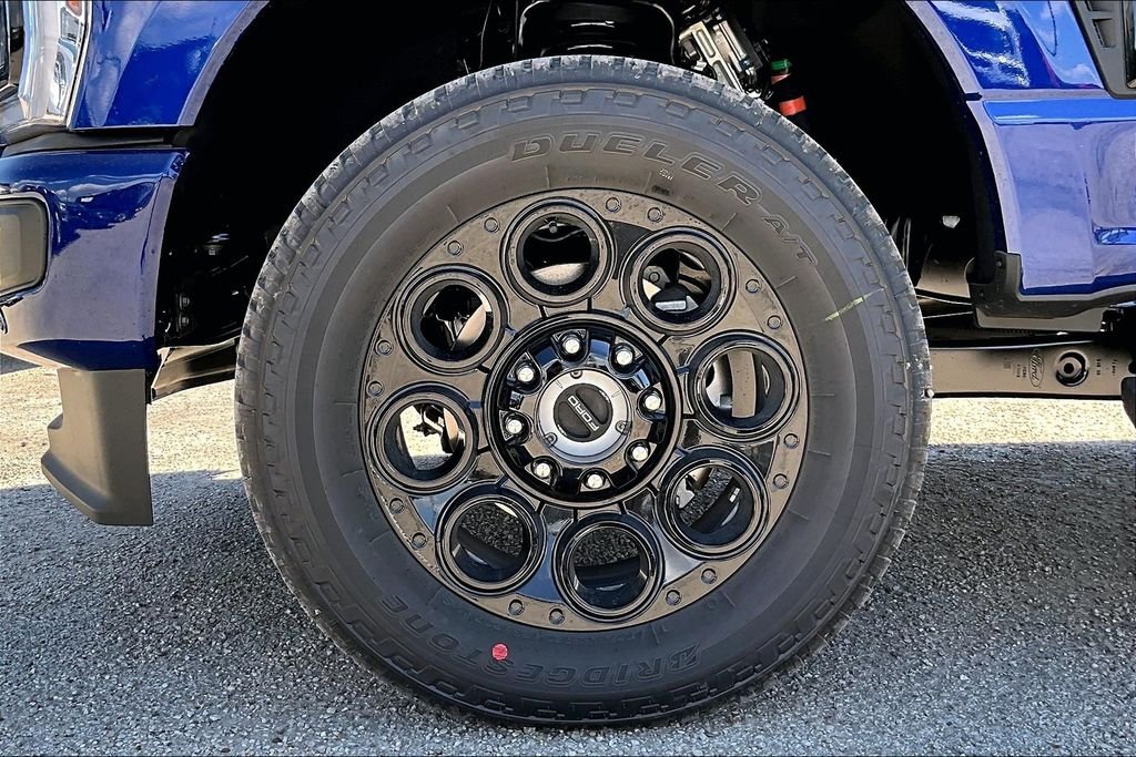 New 2026 Ford Super Duty F-250 Lariat 4D Crew Cab