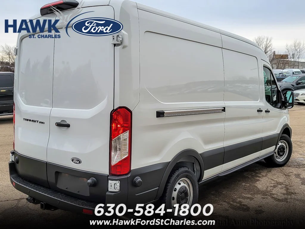 New 2026 Oxford White Ford Cargo Van image 6