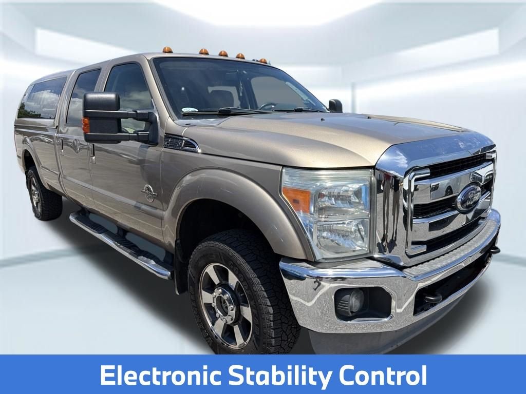 Used 2012  Ford Lariat image 4