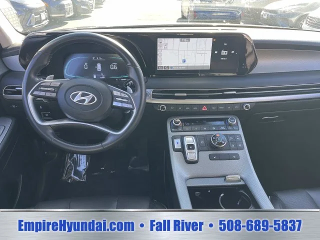 Used 2025 Gray Hyundai SEL image 14