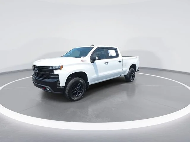 Used 2021 White Chevrolet LT Trail Boss image 3