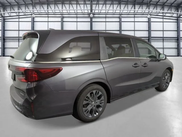 New 2026 Modern Steel Metallic Honda Touring image 4
