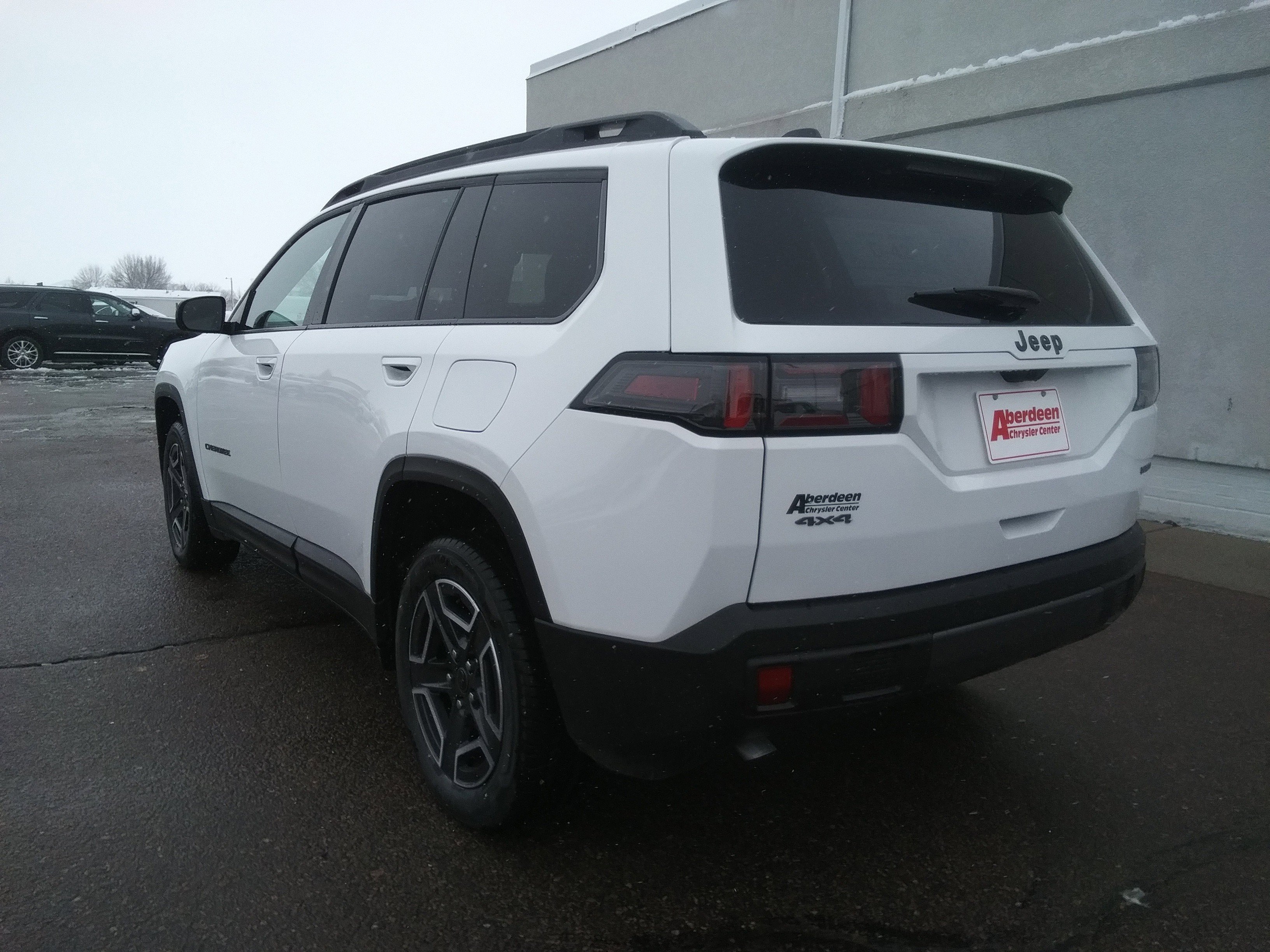 New 2026 Bright White Clear-Coat Exterior Paint Jeep Laredo image 7
