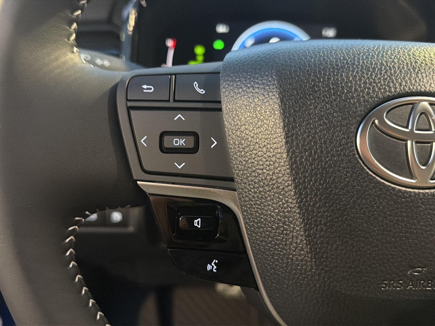 New 2026 Reservoir Blue Toyota SE image 21