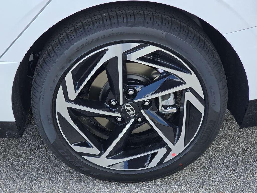 New 2026 White Hyundai SEL Sport image 5