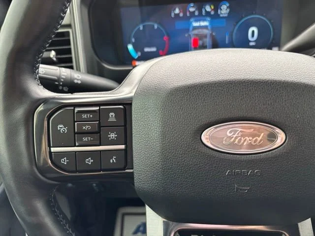 Used 2025 White Ford XL image 26