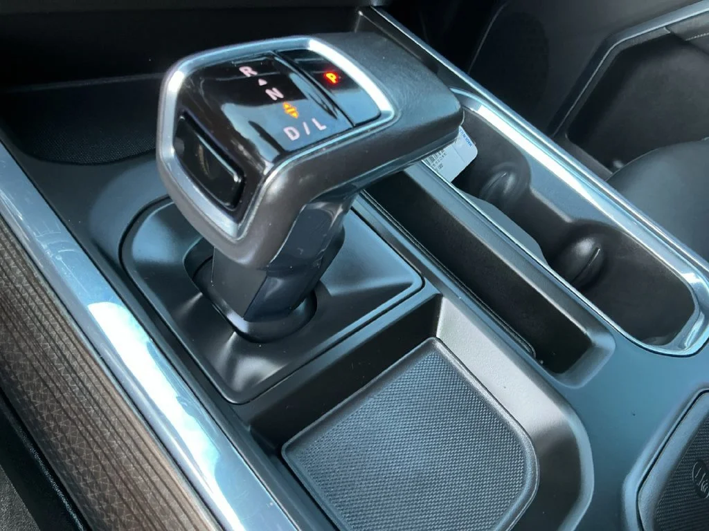 Used 2022 GLACIER BLUE METALLIC Chevrolet RST image 24