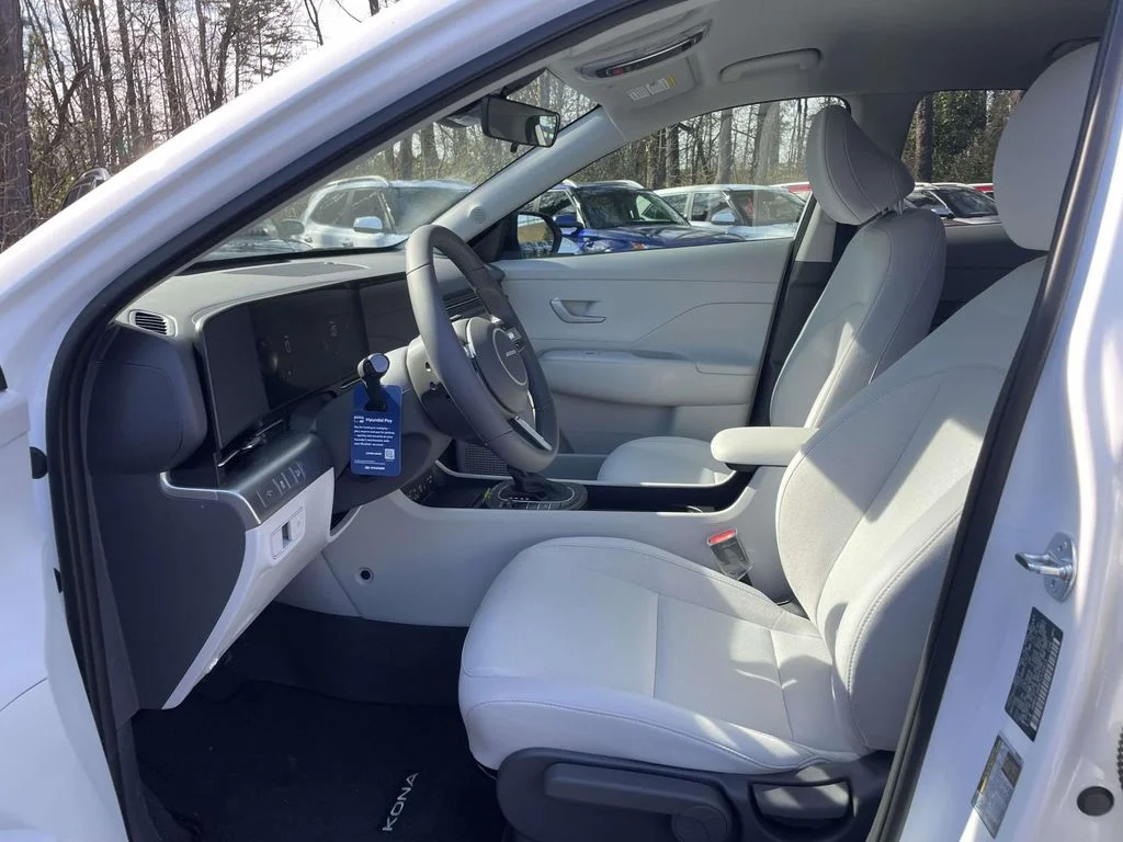 New 2026 White Hyundai SEL Sport image 15