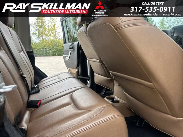 Used 2014 Black Jeep Unlimited Sahara image 18