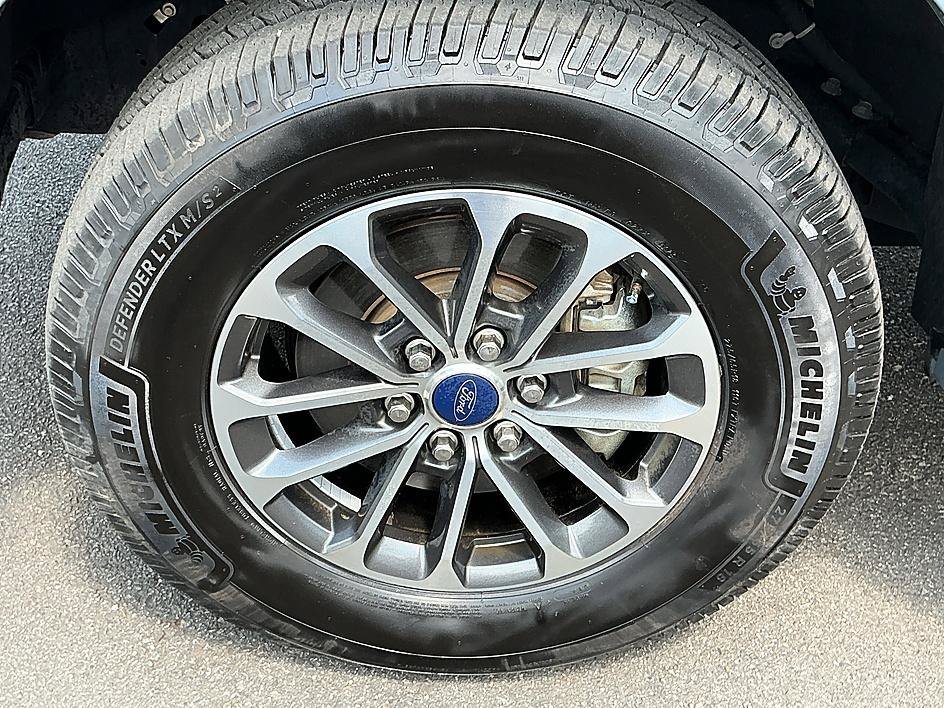 Used 2020 Gray Metallic Ford XLT image 9