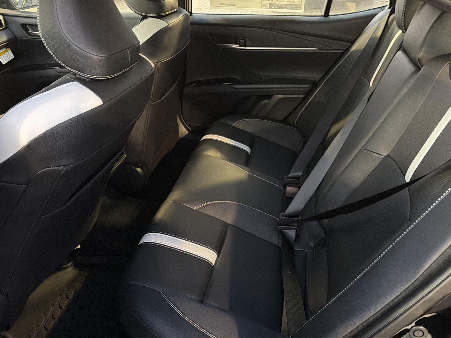 New 2026 Midnight Black Metallic Toyota SE image 11