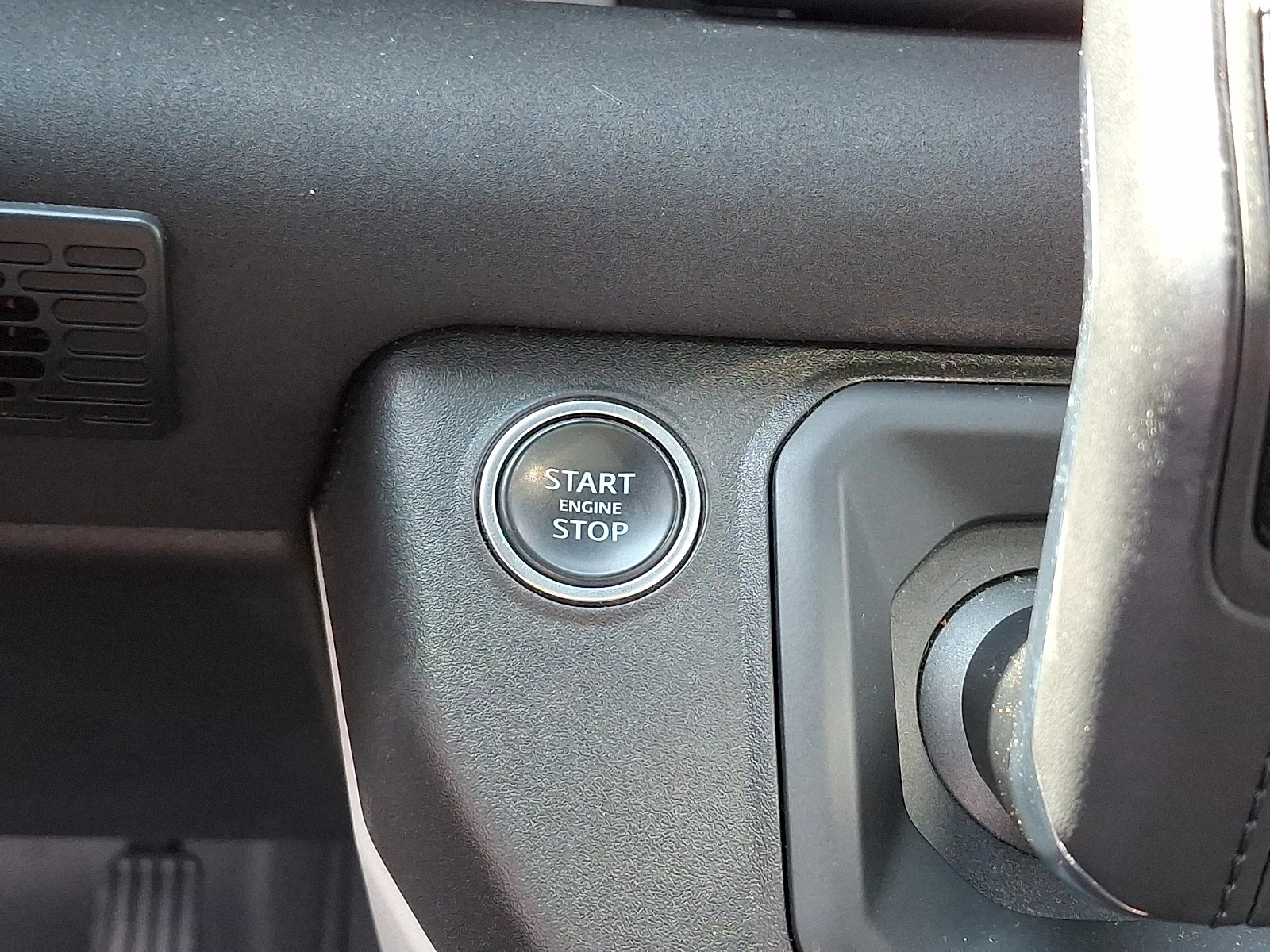 Certified Used 2023 Santorini Black Metallic - 1AG Land Rover 110 X-Dynamic SE image 26