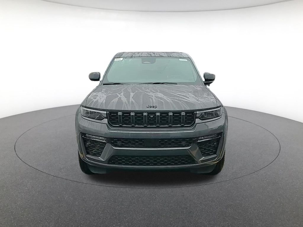 New 2026 Baltic Gray Metallic Clear-Coat Exterior Paint Jeep Limited image 11