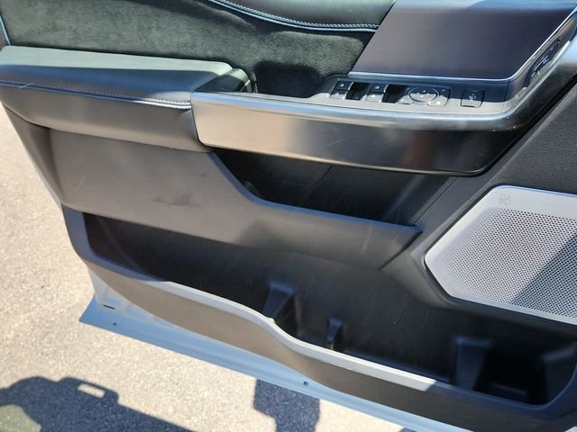 New 2026 Star White Metallic Tri-Coat Ford F-250® Platinum® image 7
